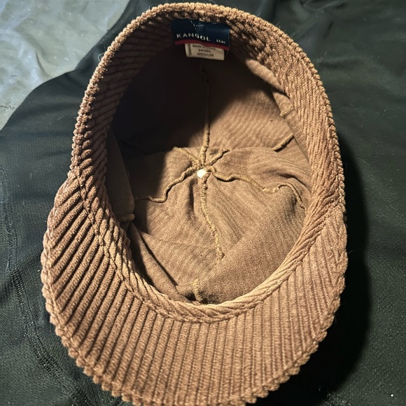 1 Kangol Cord Spitfire Cap - Picture 3 of 4